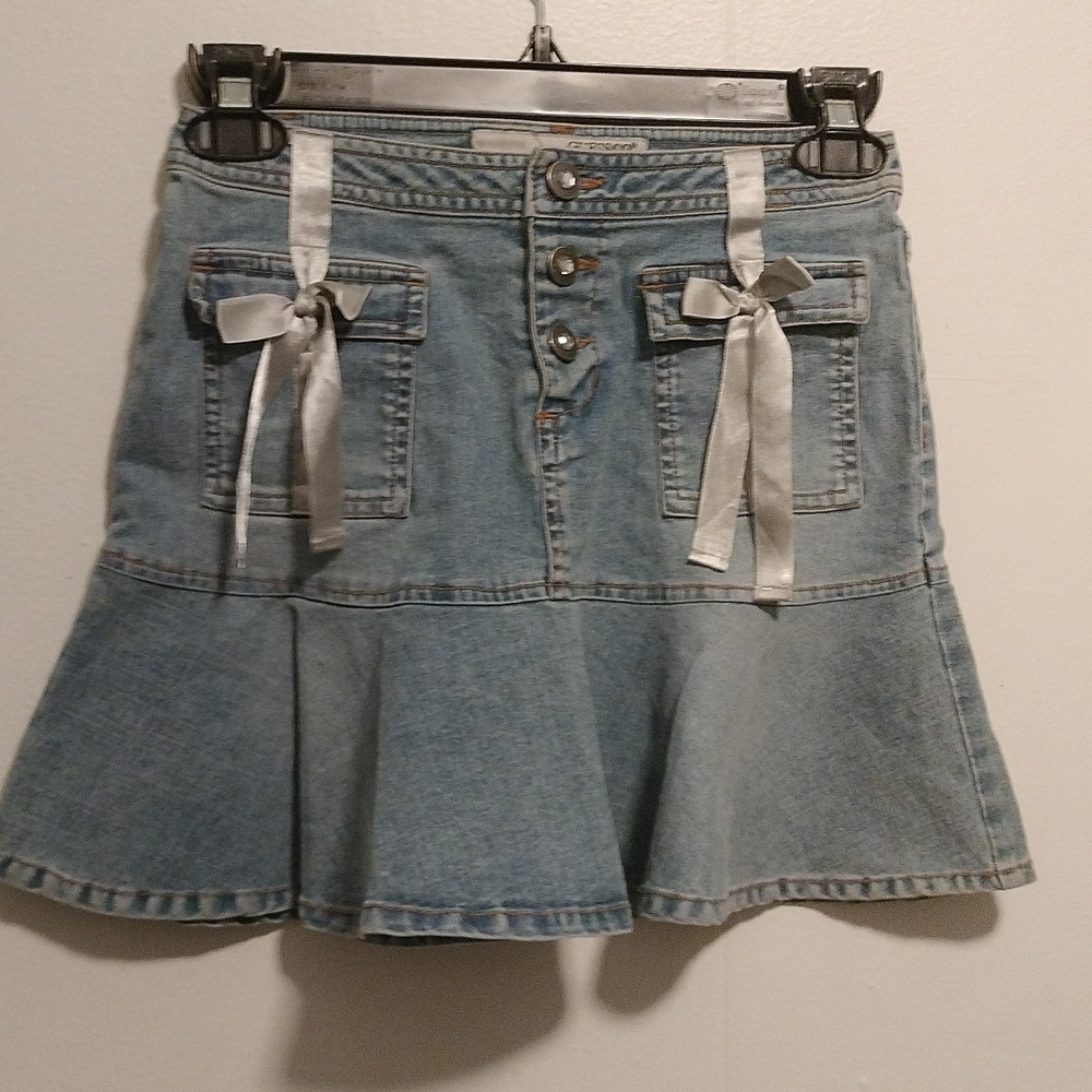 Used Guessco girl skirts Size 10 color blue